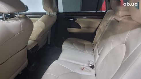 Toyota Highlander 2022 - фото 7