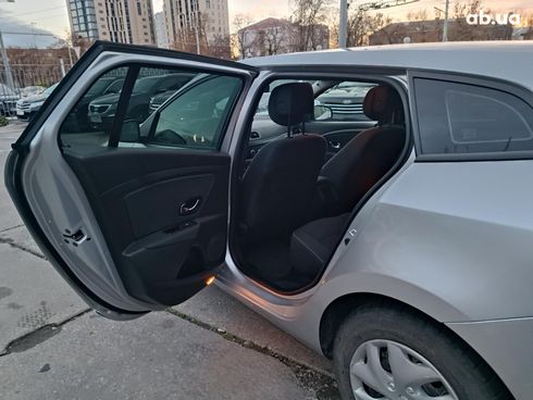 Renault Megane 2012 серый - фото 13