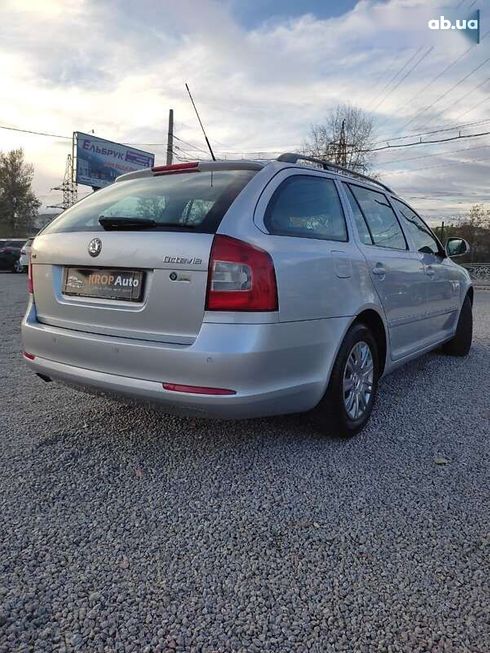 Skoda Octavia 2009 - фото 2