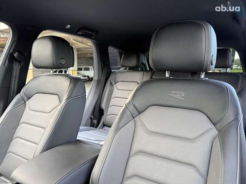 Volkswagen Touareg 2022 - фото 24