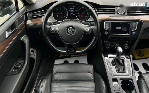 Volkswagen Passat 2016 - фото 17