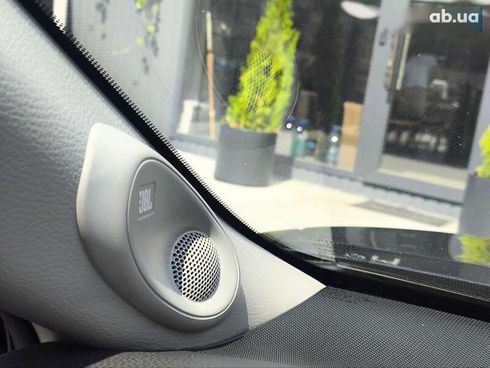 Toyota Camry 2019 - фото 20