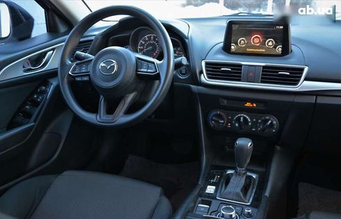 Mazda 3 2017 - фото 16
