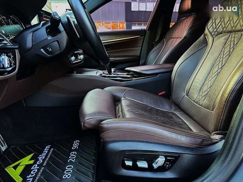 BMW 5 серия 2017 - фото 24