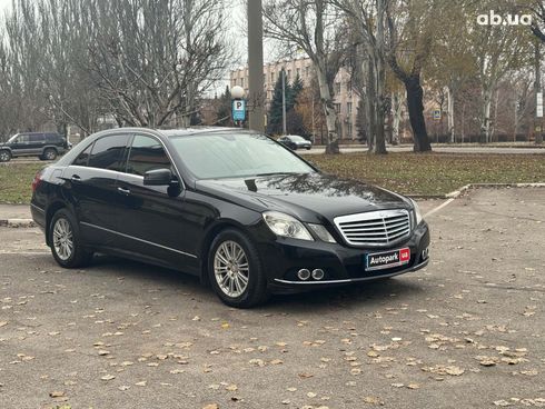 Mercedes-Benz E-Класс 2010 черный - фото 7