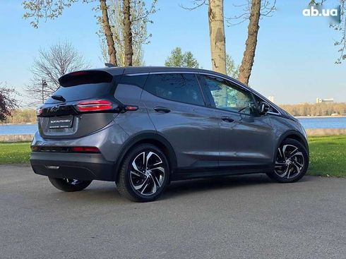 Chevrolet Bolt 2022 - фото 4