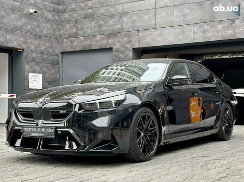 BMW M5 2025 - фото 11