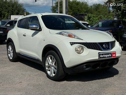 Nissan Juke 2011 белый - фото 3