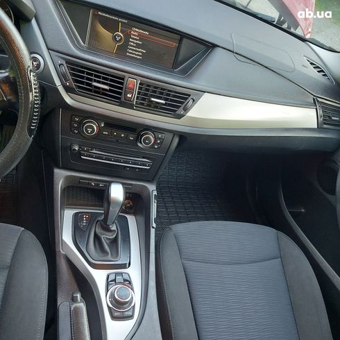 BMW X1 2011 - фото 8
