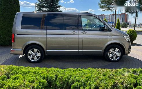 Volkswagen Multivan 2017 - фото 7
