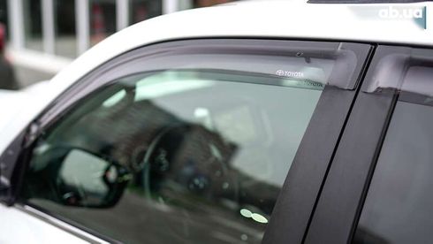 Toyota Land Cruiser 2016 - фото 16