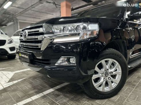 Toyota Land Cruiser 2020 - фото 12