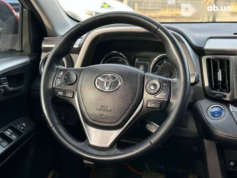 Toyota RAV4 2017 - фото 19