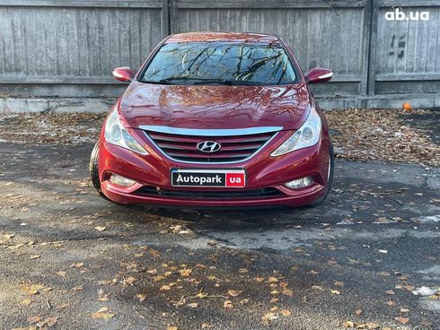 Hyundai Sonata 2014 красный - фото 4