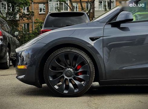 Tesla Model Y 2022 - фото 10