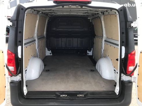 Mercedes-Benz eVito 2019 белый - фото 18