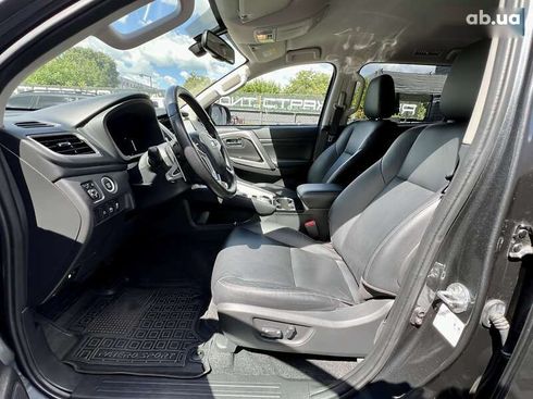Mitsubishi Pajero Sport 2019 - фото 20