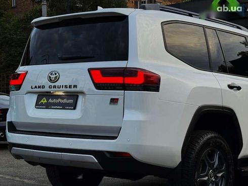Toyota Land Cruiser 2022 - фото 20