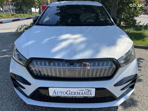 Skoda Enyaq Coupe RS 2023 - фото 11