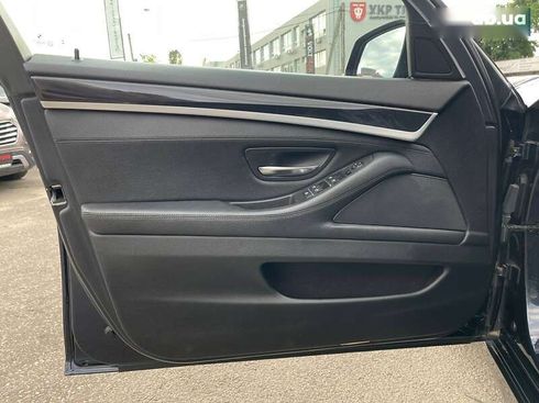 BMW 5 серия 2017 - фото 17