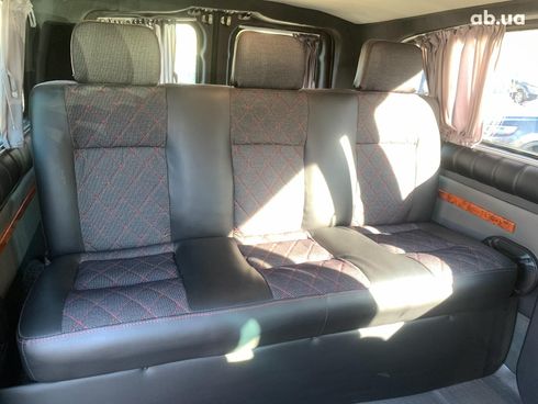 Mercedes-Benz Vito 2006 красный - фото 26