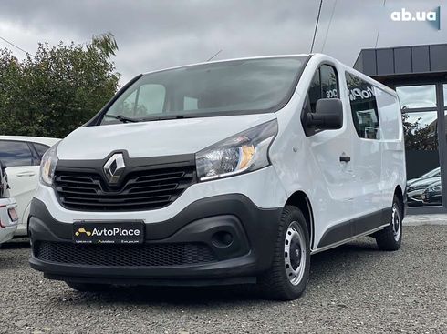 Renault Trafic 2016 - фото 9