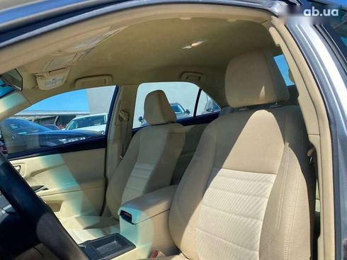 Toyota Camry 2017 - фото 18