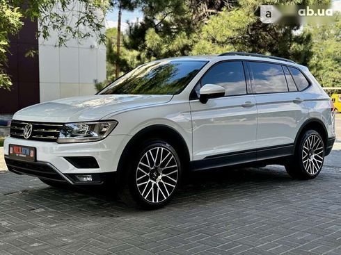 Volkswagen Tiguan 2017 - фото 3