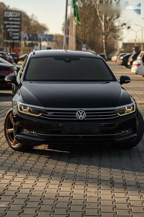 Volkswagen Passat 2018 - фото 3