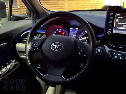 Toyota C-HR 2019 - фото 25
