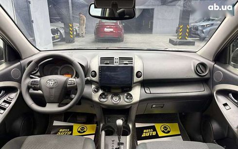 Toyota RAV4 2011 - фото 12