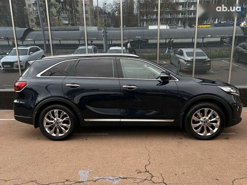 Kia Sorento 2018 - фото 2