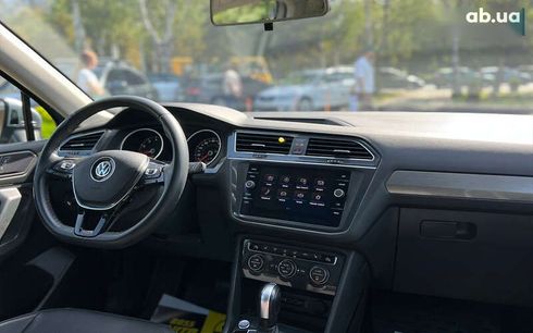 Volkswagen Tiguan 2020 - фото 21