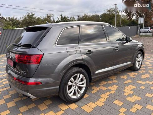 Audi Q7 2018 - фото 6