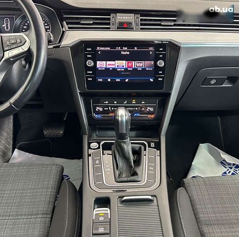 Volkswagen Passat 2020 - фото 14