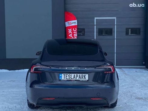 Tesla Model 3 2024 - фото 9