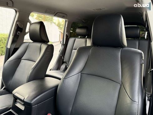 Toyota Land Cruiser Prado 2020 - фото 26