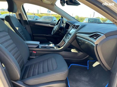 Ford Fusion 2019 серый - фото 35
