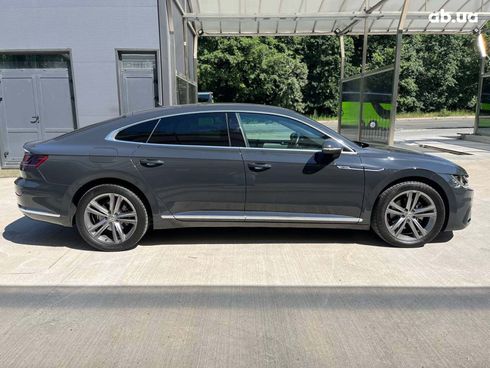 Volkswagen Arteon 2018 серый - фото 4