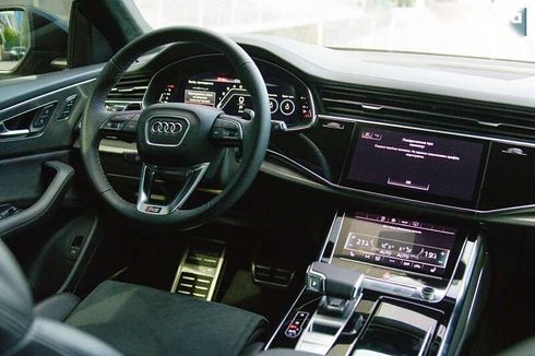 Audi RS Q8 2023 - фото 10