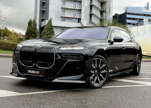 BMW 7 серия 2023 - фото 3