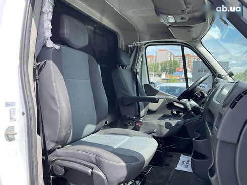 Renault Master 2018 - фото 12