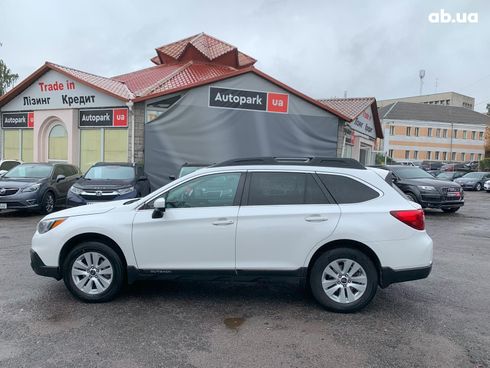 Subaru Outback 2017 белый - фото 8