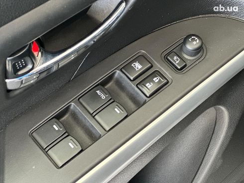 Suzuki SX4 2016 серый - фото 20