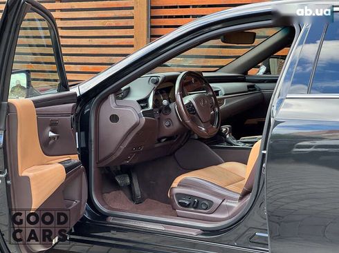 Lexus ES 2019 - фото 17