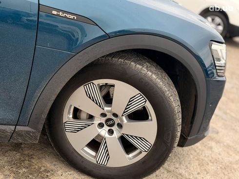 Audi E-Tron 2021 синий - фото 13