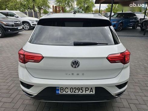 Volkswagen T-Roc 2017 - фото 25