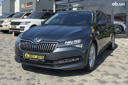Skoda Superb 2020 - фото 3
