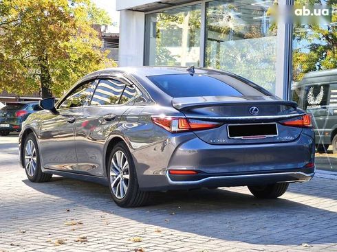 Lexus ES 2021 - фото 7