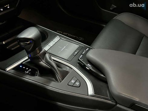 Lexus UX 2021 - фото 26